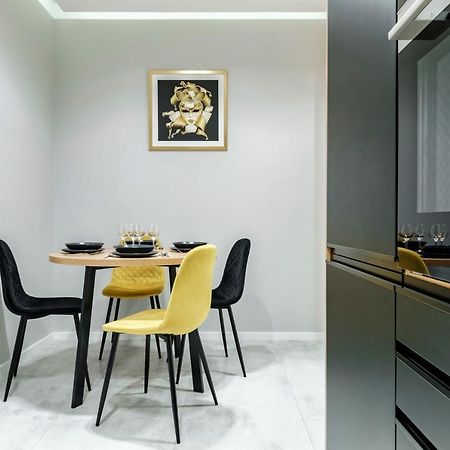 Apartament Active Residence Lublin Buitenkant foto