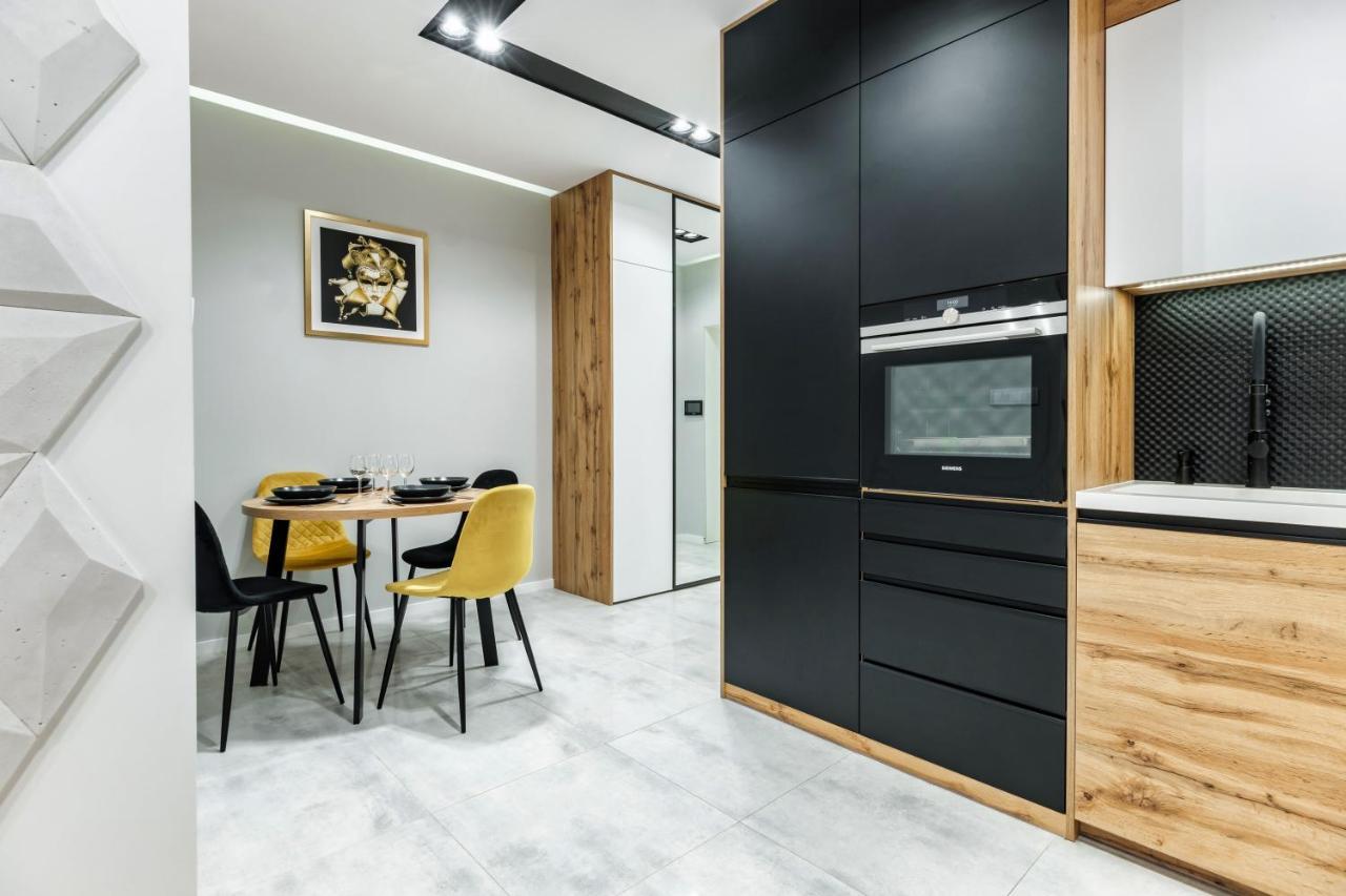 Apartament Active Residence Lublin Buitenkant foto
